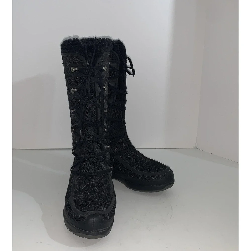 Helly Hansen Boots Womens Size 6.5 Black Quilted Faux Fur Lace Up Winter Snow